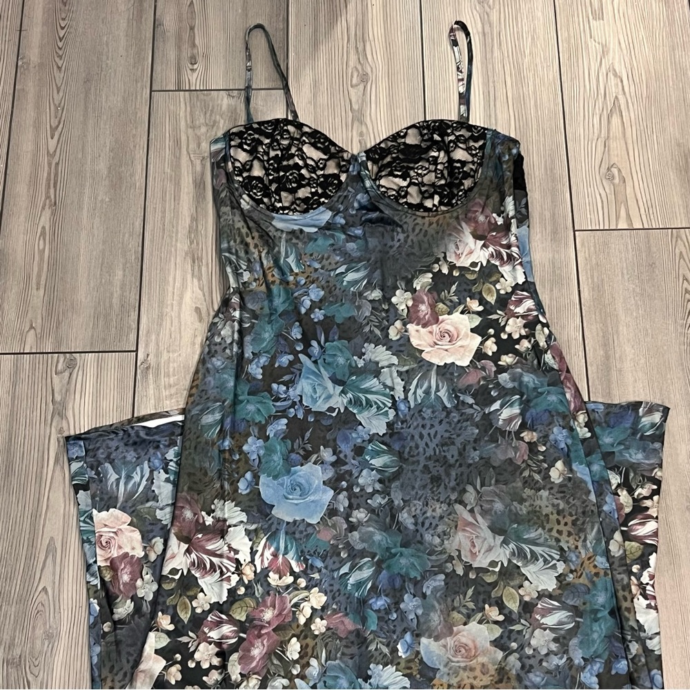 Floral and lace maxi dress princess polly